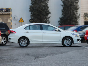 2015款1.6L 自动尊享型 整体外观