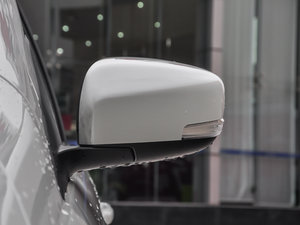 2015款1.6L 手动舒享型 后视镜