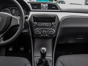 2015款1.6L 手动舒享型 中控台
