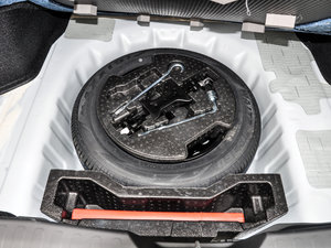 2015款1.6L 手动舒享型 备胎