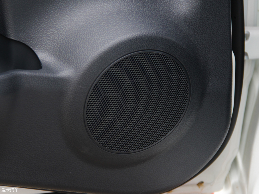 2015��W�� 1.0L �Ԅ��޶���