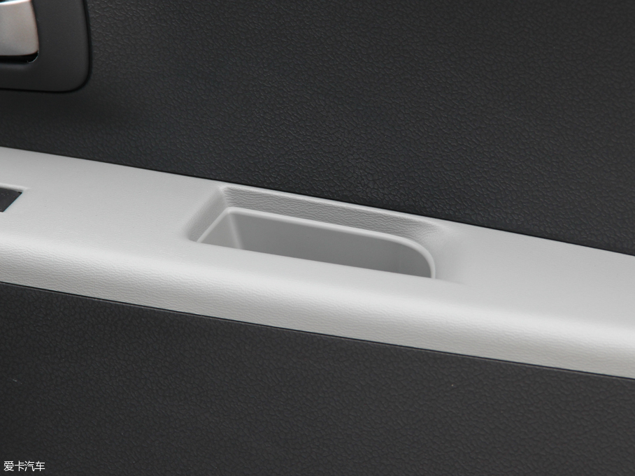 2015?yun)W 1.0L Ԅ(dng)޶