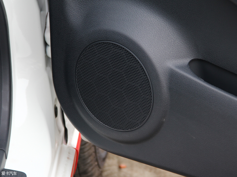 2015?yun)W 1.0L Ԅ(dng)޶