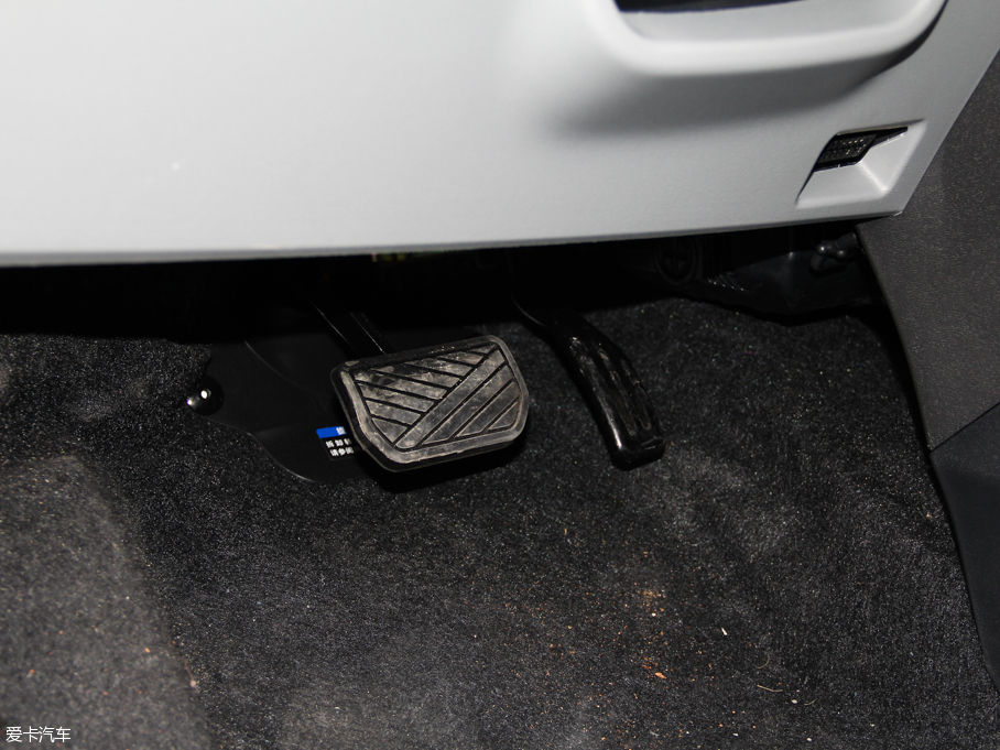 2015��?yu��n)W�� 1.0L �Ԅ�(d��ng)�޶���