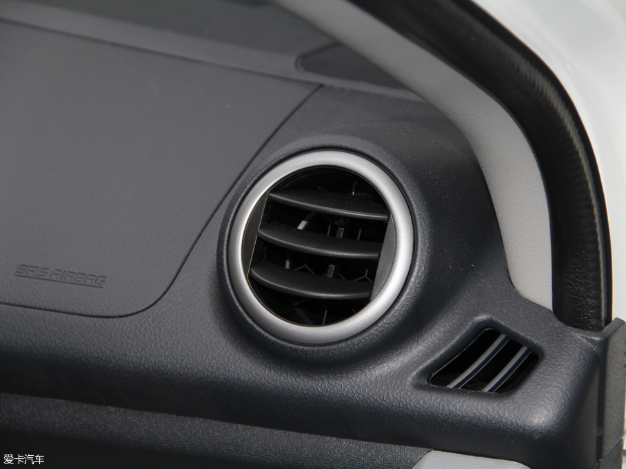 2015?yun)W 1.0L ք(dng)޶