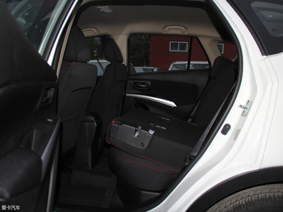 2015hS 1.6L ք(dng)M(jn)ȡ (q)