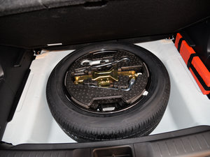 2016款1.4T 手动豪华型 备胎
