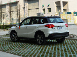 2016款1.4T 自动豪华型 左后45度