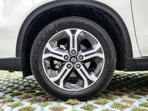 2016款1.4T 自动豪华型 轮圈