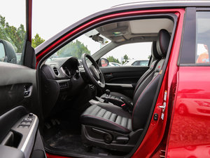 2016款1.4T 手动豪华型 前排空间