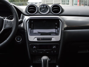 2016款1.4T 自动四驱旗舰型 中控台