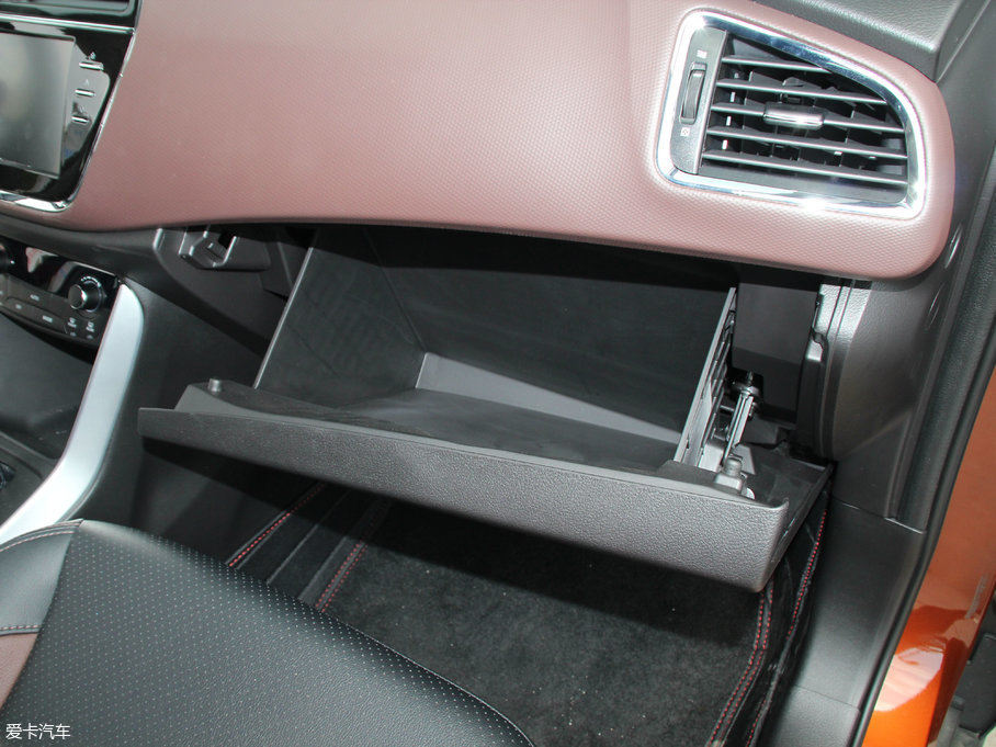 2017; 1.4T ԄӶ 4WD