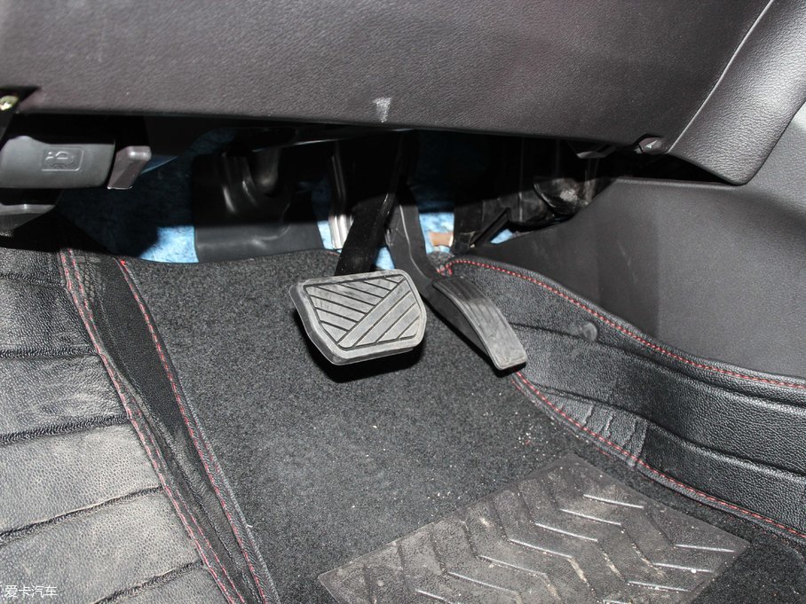 2017; 1.4T Ԅ(dng) 4WD