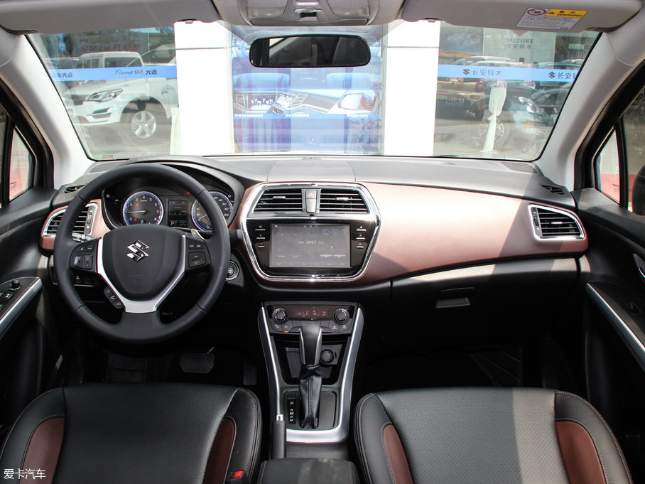 長(zhǎng)安鈴木2017款驍途