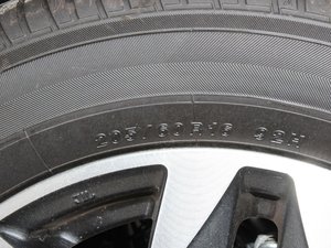 20171.4T ԄӶ 4WD ݆̥ߴ