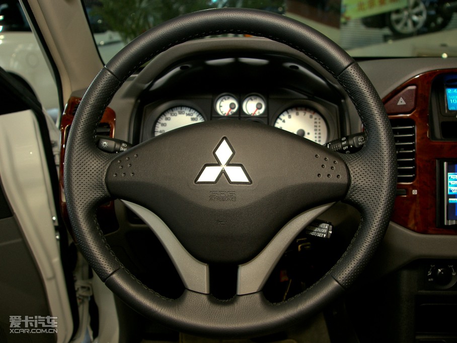 2011_ 3.0GLX Ԅ(dng)