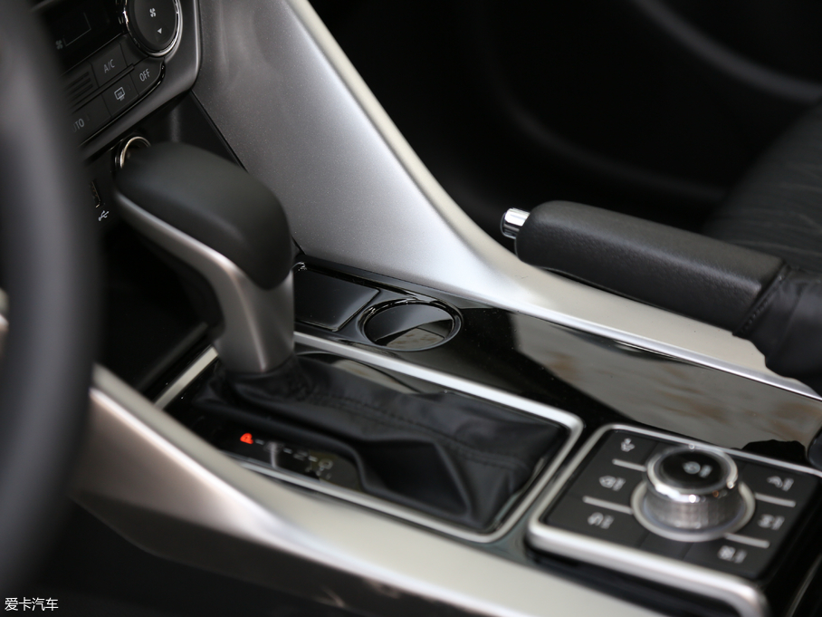 2018ȸ 1.5T CVT(q)oη