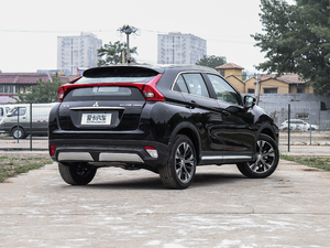 2018款1.5T CVT两驱梦想版 整体外观