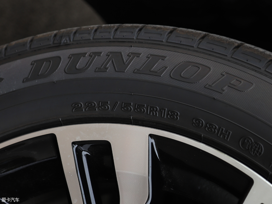 2019W{(ln) 2.4L (q) 7 (gu)V