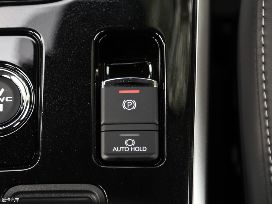 2019W{(ln) 2.4L (q) 7 (gu)V