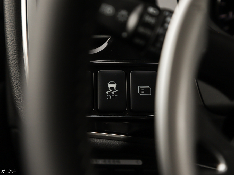 2019W{(ln) 2.4L (q) 7 V