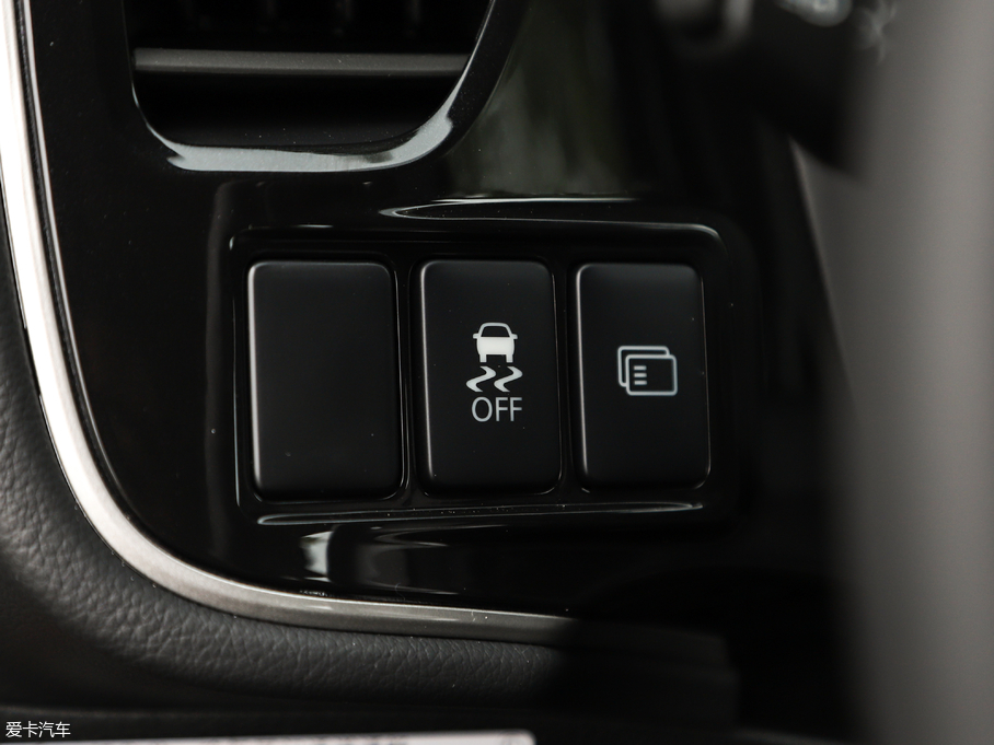 2019W{(ln) 2.4L (q) 7 (gu)V