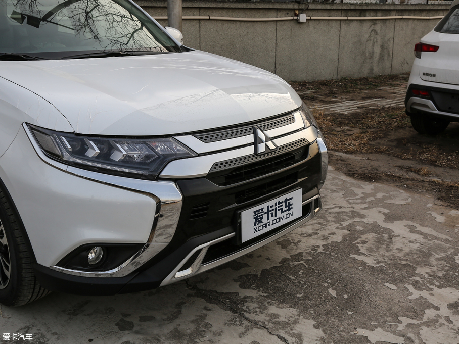 2019��W�{�� 2.4L ������а� ��V