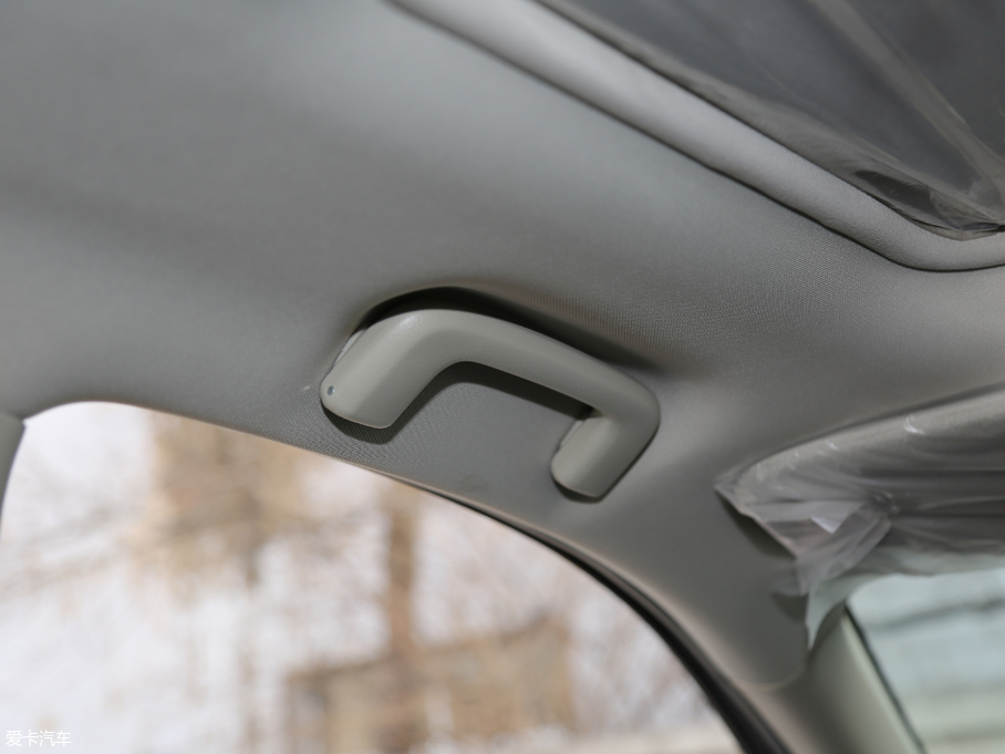 2019��W�{�� 2.4L ������а� ��V