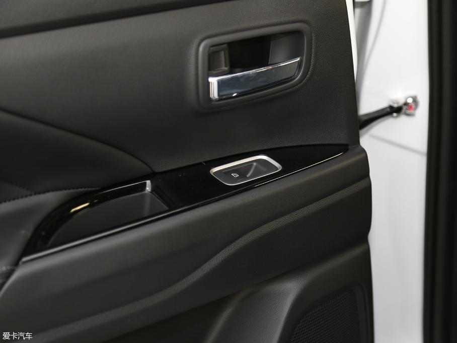 2019��W�{�� 2.4L ������а� ��V