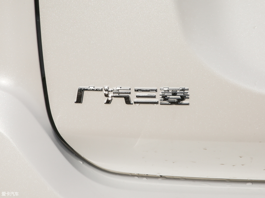 2019W{ 2.0L 򌕳 7 V