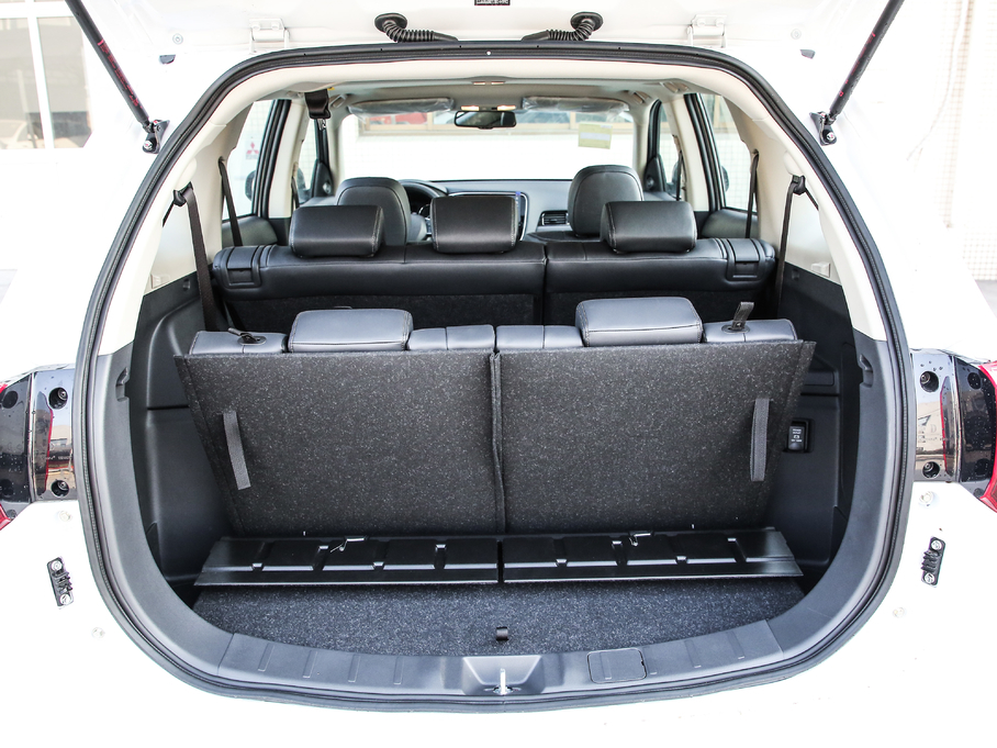 2019W{ 2.0L 򌕳 7 V