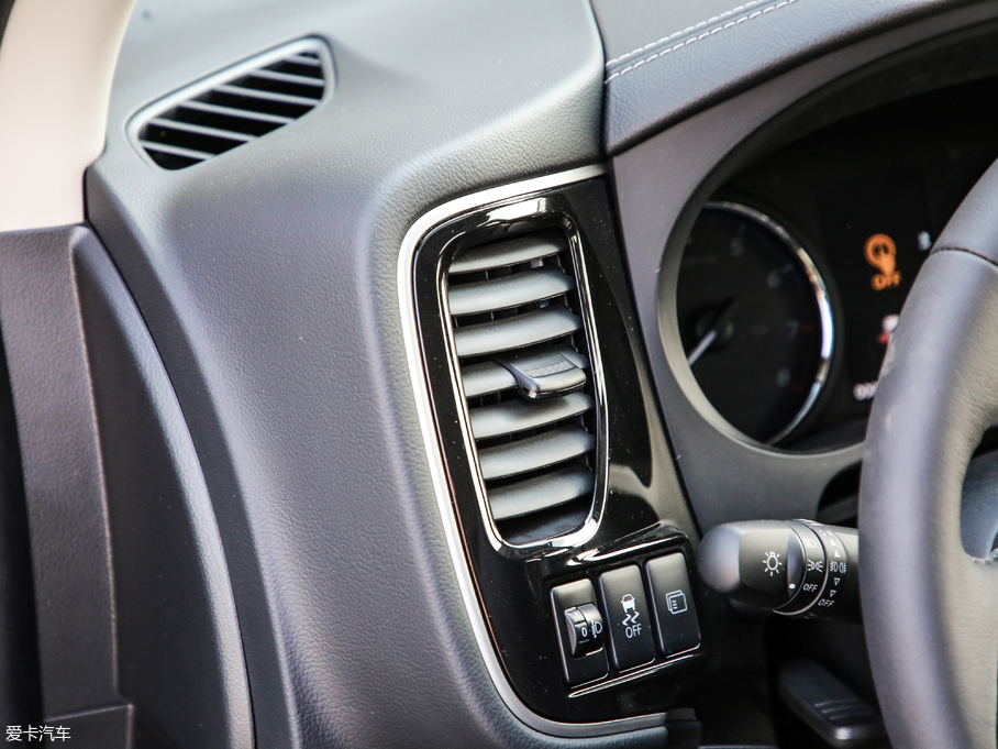 2019W{ 2.0L 򌕳 7 V