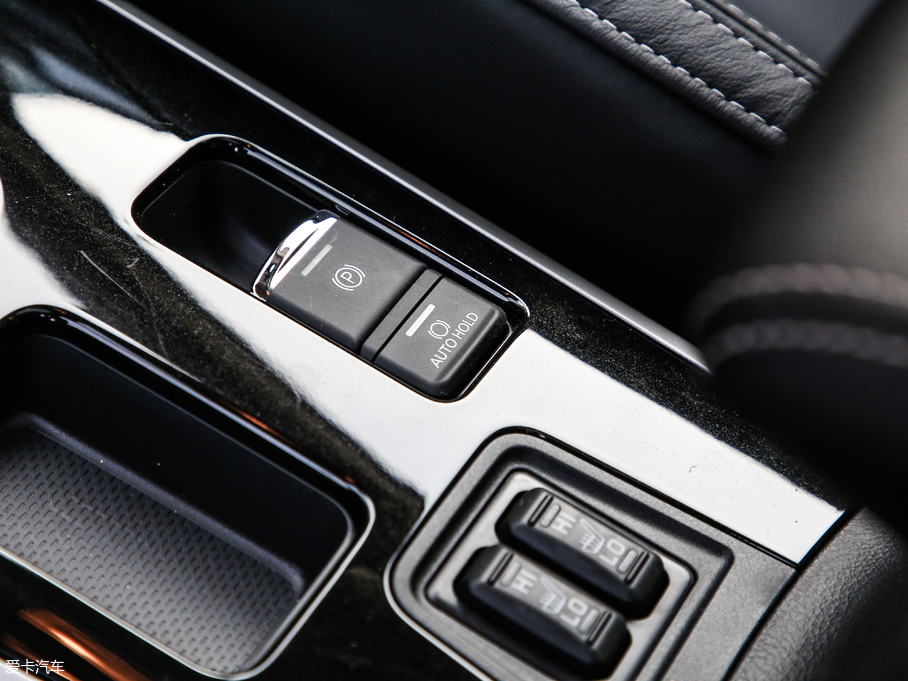 2019��W�{�� 2.0L ��򌕳���� 7�� ��V