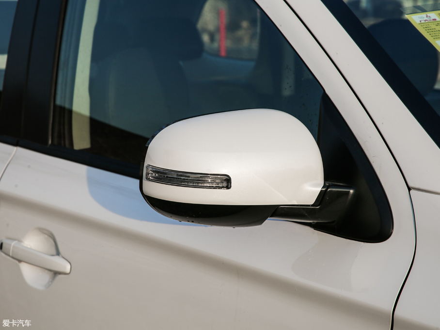 2019W{(ln) 2.0L (q) (gu)V