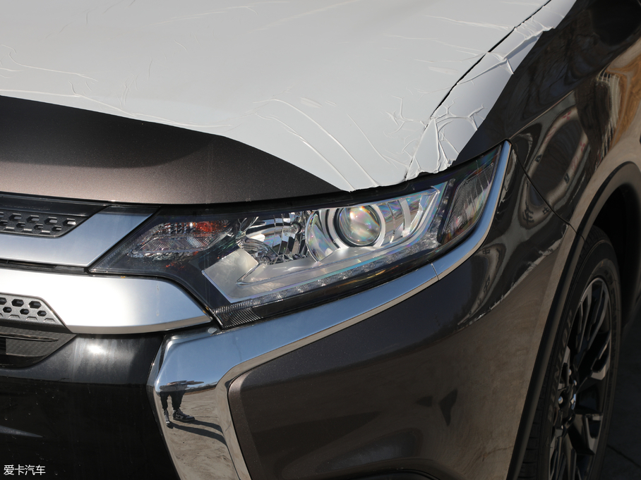 2019W{(ln) 2.0L (q) V