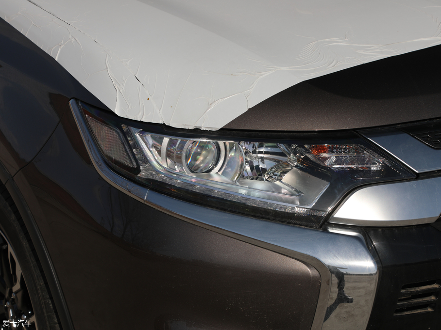 2019W{(ln) 2.0L (q) (gu)V