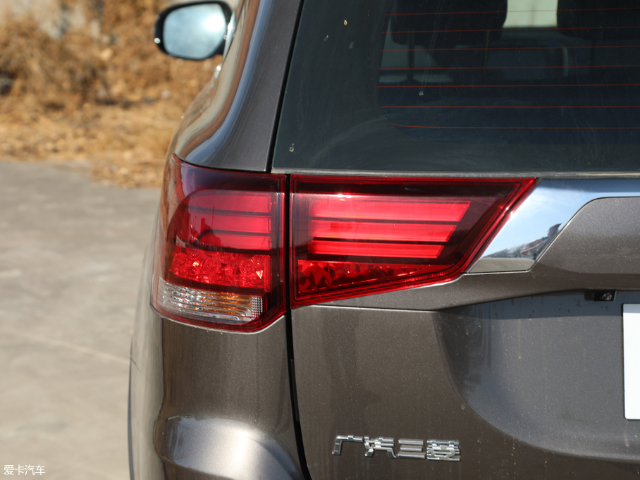 2019W{(ln) 2.0L (q) (gu)V