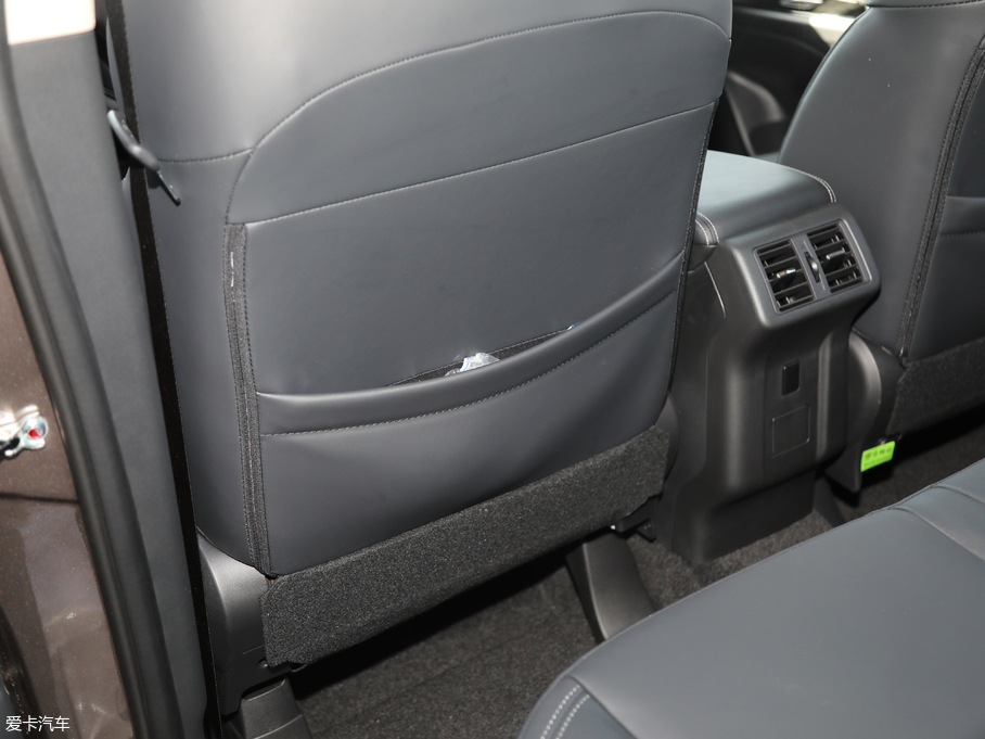 2019W{(ln) 2.0L (q) V