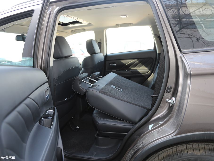 2019��W�{�� 2.0L ���(q��)������ ��V