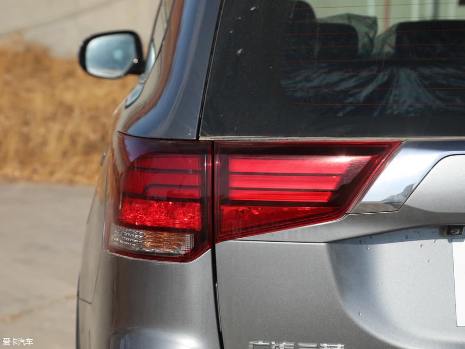 2019W{(ln) 2.0L (q) (gu)V