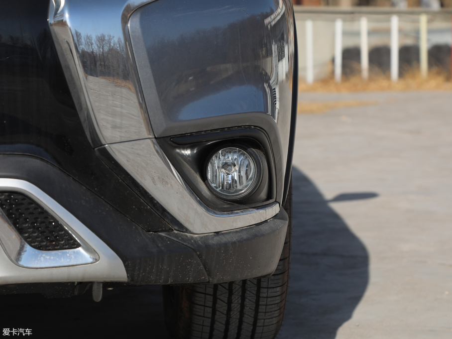 2019W{(ln) 2.0L (q) V