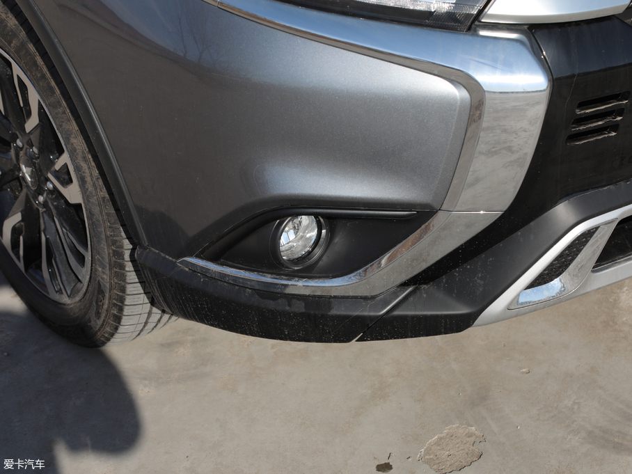 2019W{(ln) 2.0L (q) (gu)V