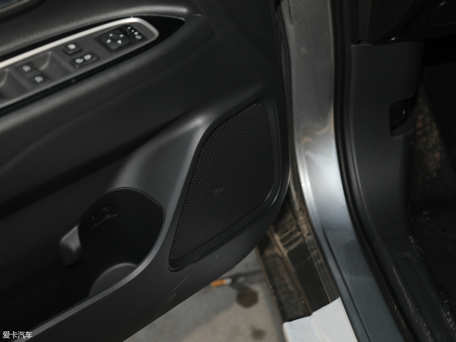 2019��W�{(l��n)�� 2.0L ���(q��)������ ��V