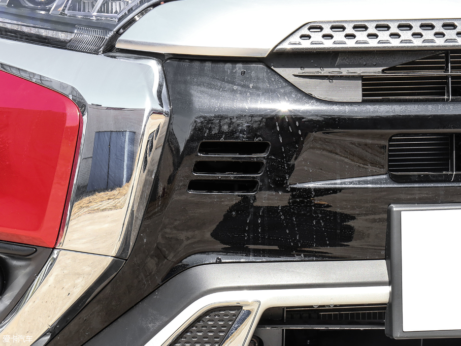 2019W{(ln) 2.4L (q) (gu)V