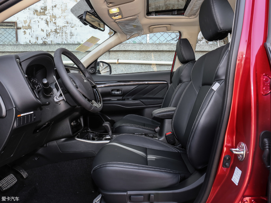 2019W{(ln) 2.4L (q) V