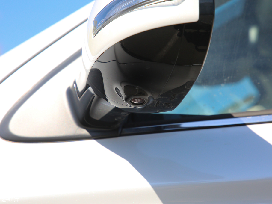 2019W{(ln) 2.4L (q) (gu)V