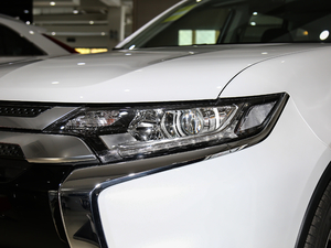 20192.0L (q) V (x)(ji)^