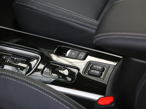 20192.4L (q)а V v܇Ƅ