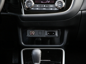 20192.0L 򌕳 7 V п؅^