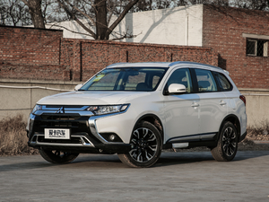 2019款2.0L 两驱畅享版 国V 左前45度